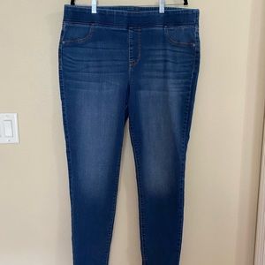Old Navy rockstar jeggings, size 18L